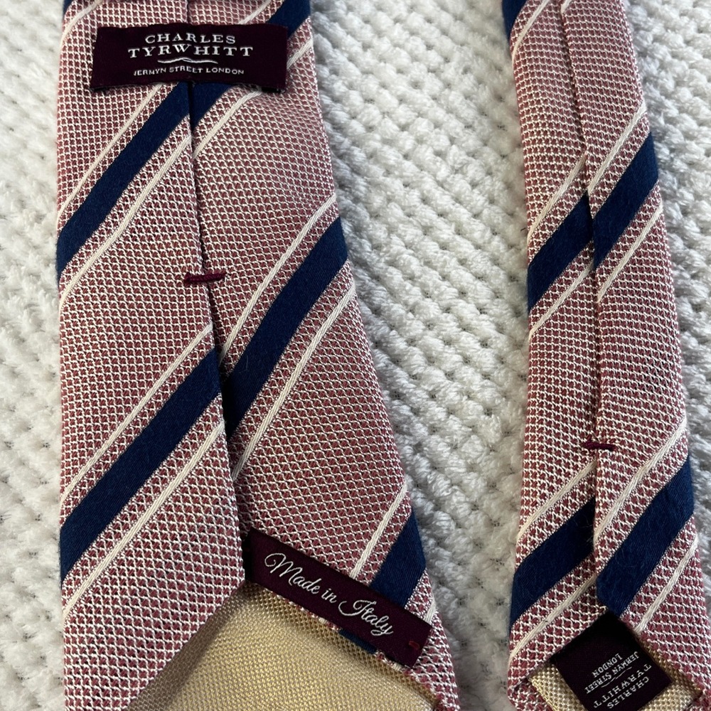 Charles Tyrwhitt Mens Red Navy Stripe Cotton Silk Tie Made in Italy Handmade - Picture 5 of 6